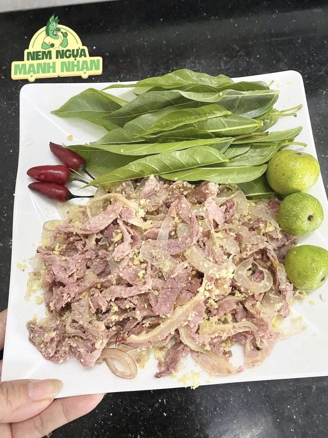 Hình ảnh nem ngựa Mạnh Nhạn 41