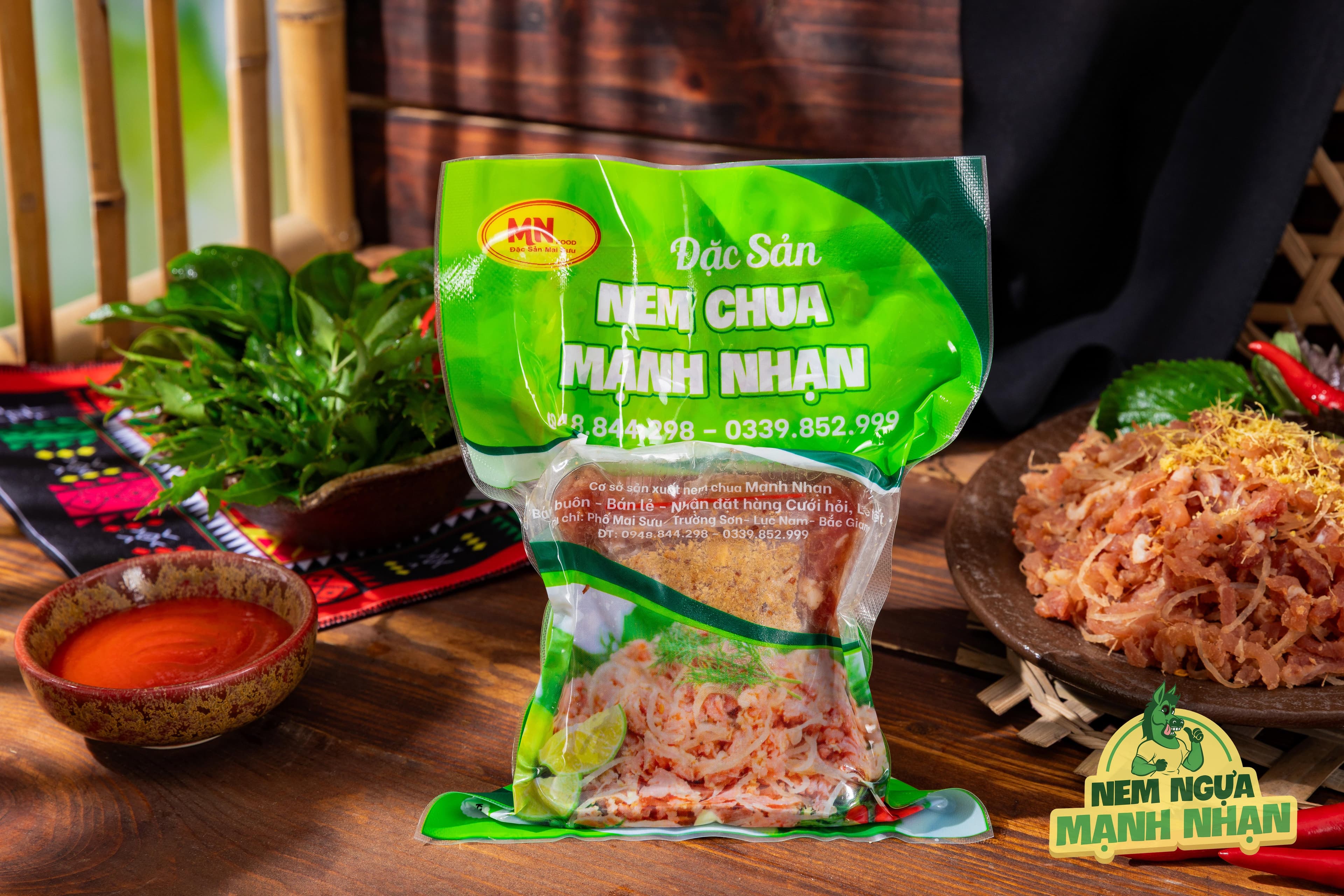 Nem chua Mạnh Nhạn